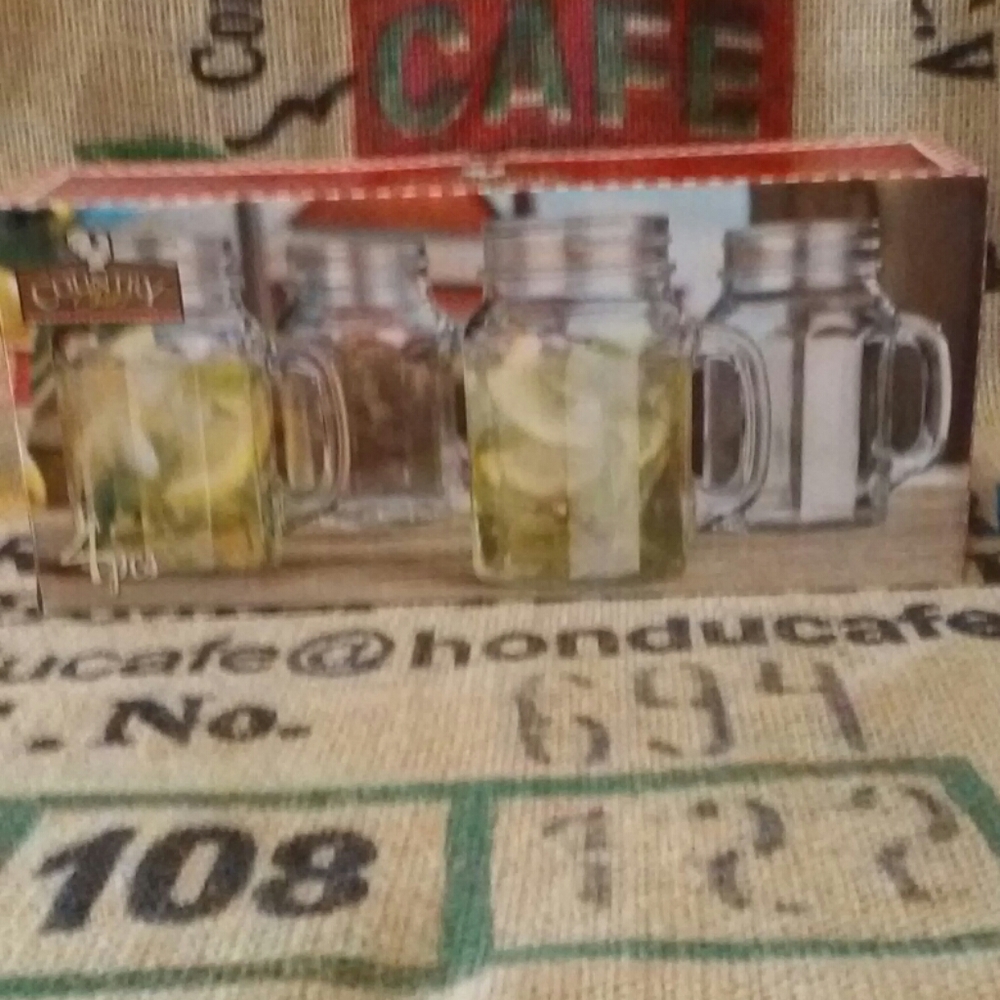 NIB 4 pc Mason Jar glasses